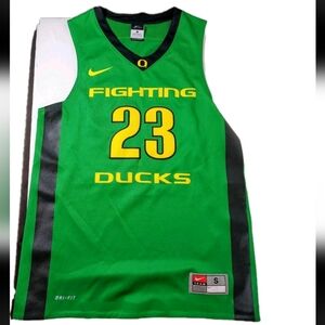 Nike Dri-Fit Oregon Ducks Basketball #23 Jersey Sz Small Athleisure Outdoor EUC